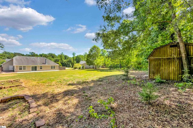 126 Sprouse Farm Way, Fountain Inn, SC 29644