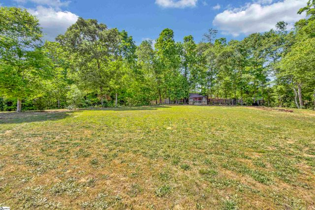 126 Sprouse Farm Way, Fountain Inn, SC 29644