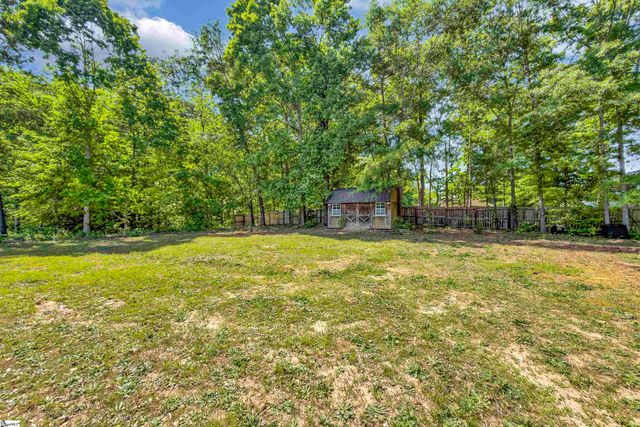 126 Sprouse Farm Way, Fountain Inn, SC 29644