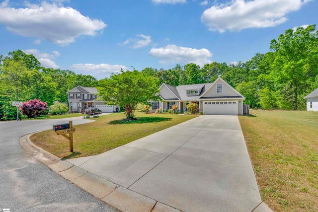 126 Sprouse Farm Way, Fountain Inn, SC 29644