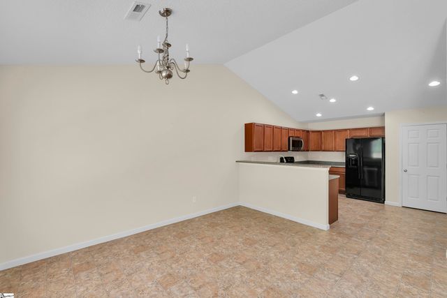126 Sprouse Farm Way, Fountain Inn, SC 29644