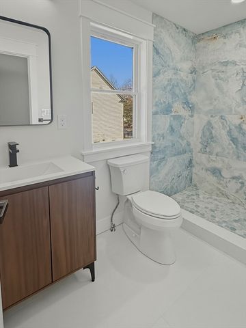 42 High St, Shrewsbury, MA 01545