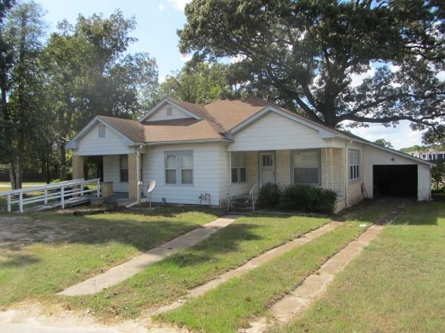 3002 Montgomery Road, Huntsville, TX 77340