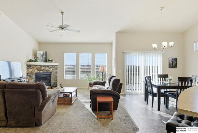 18615 Robin Drive, Omaha, NE 68136