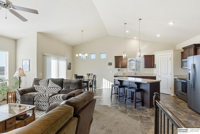 18615 Robin Drive, Omaha, NE 68136