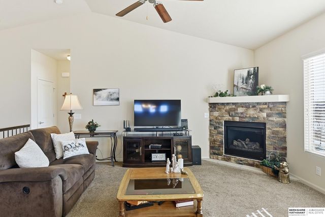 18615 Robin Drive, Omaha, NE 68136