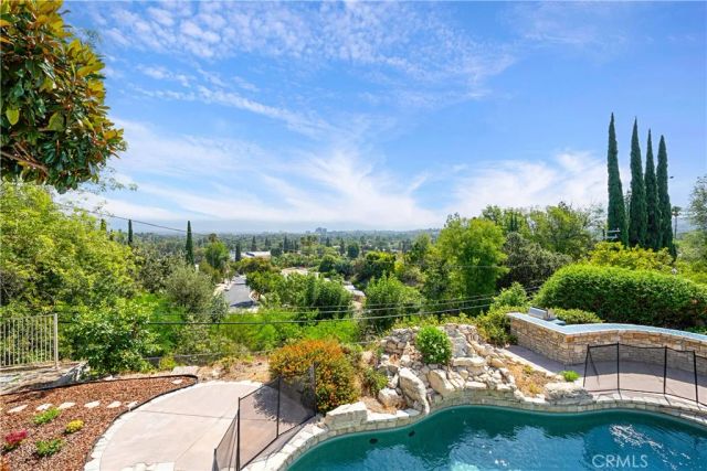 23900 Berdon Street, Woodland Hills, CA 91367