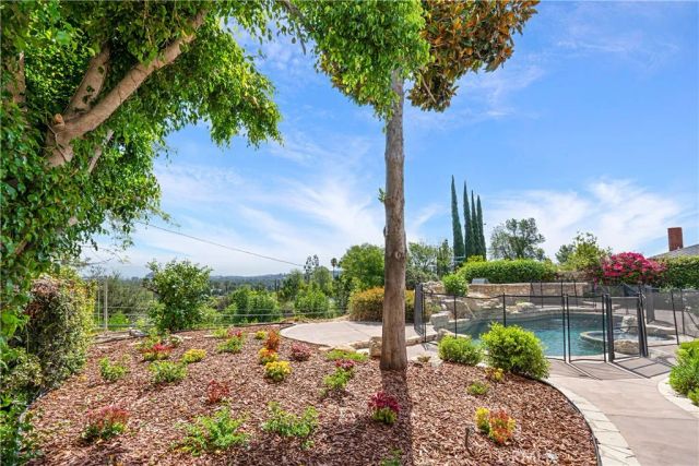 23900 Berdon Street, Woodland Hills, CA 91367
