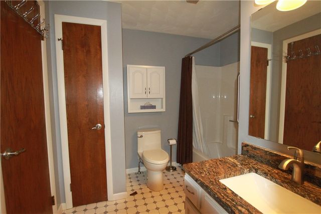 8 Foxtail Lane, Chili, NY 14514