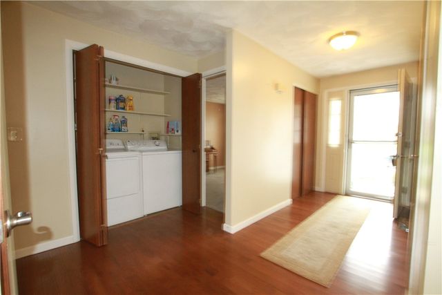 8 Foxtail Lane, Chili, NY 14514