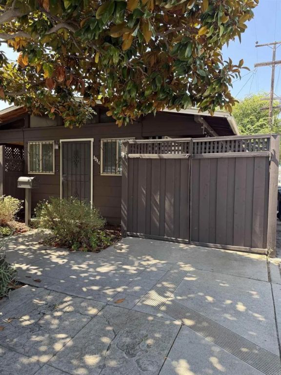1314 8th Street South, Coronado, CA 92118