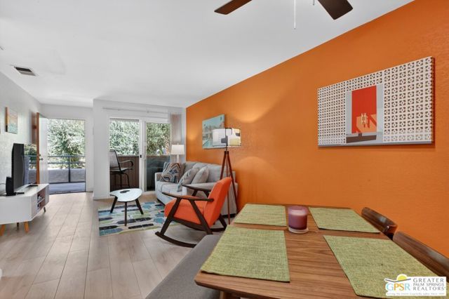 510 N Villa Court 213, Palm Springs, CA 92262
