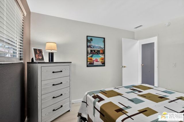 510 N Villa Court 213, Palm Springs, CA 92262