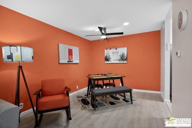 510 N Villa Court 213, Palm Springs, CA 92262