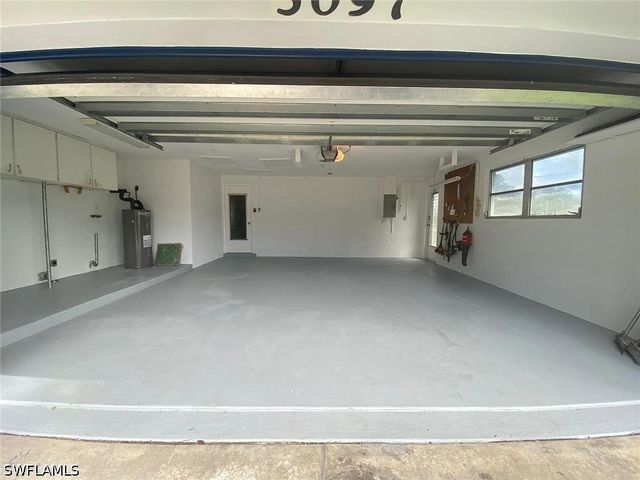 5097 Greenbriar DR, Fort Myers, FL 33919