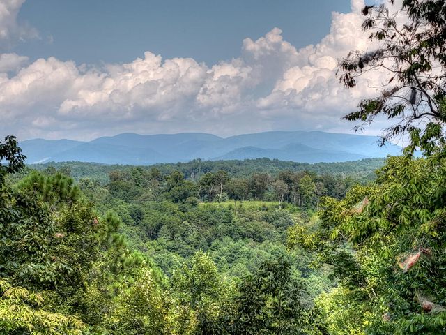 518 Mango Lane, Ellijay, GA 30536