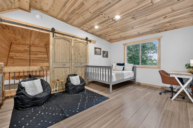 518 Mango Lane, Ellijay, GA 30536