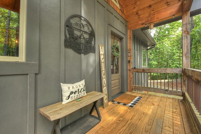 518 Mango Lane, Ellijay, GA 30536