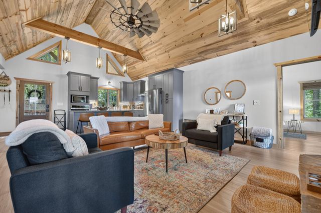 518 Mango Lane, Ellijay, GA 30536