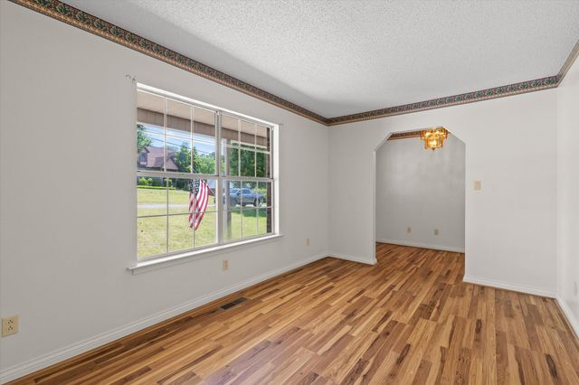 321 Morning Side Drive, Rossville, GA 30741