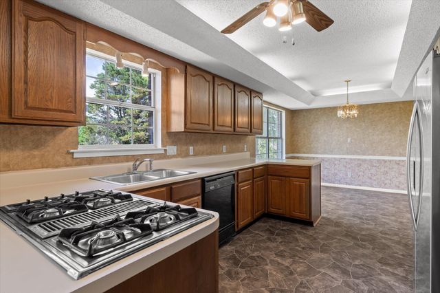 321 Morning Side Drive, Rossville, GA 30741