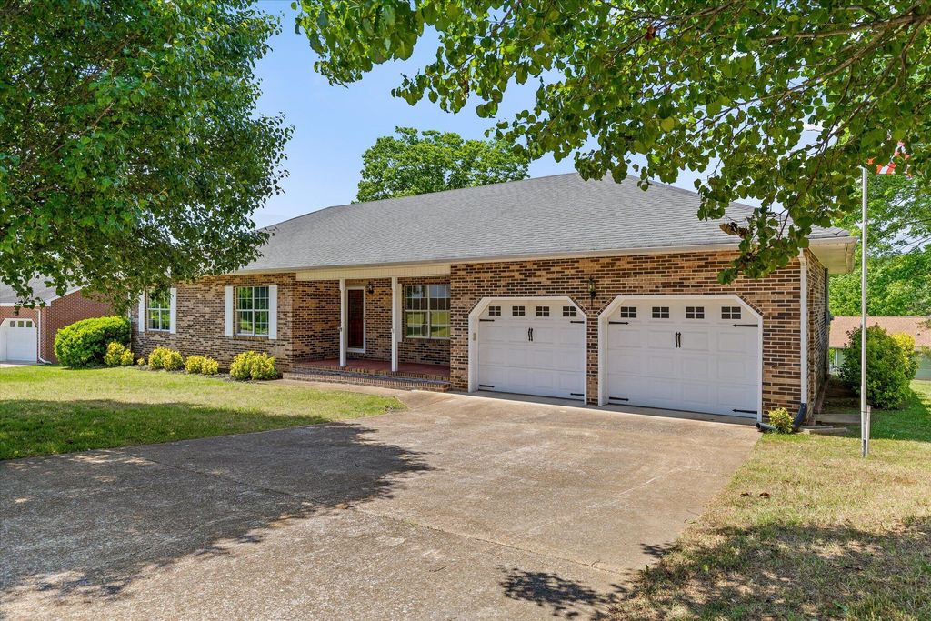 321 Morning Side Drive, Rossville, GA 30741