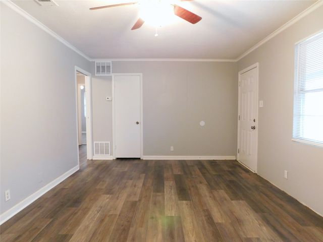 1106 Frame Street, Denton, TX 76209