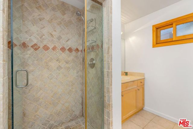 3724 Dixie Canyon Avenue, Sherman Oaks, CA 91423