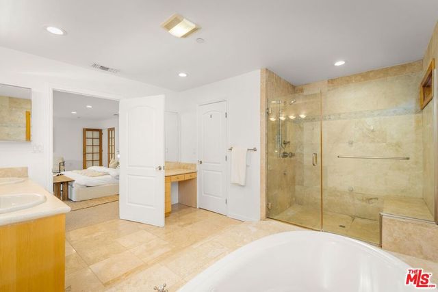 3724 Dixie Canyon Avenue, Sherman Oaks, CA 91423