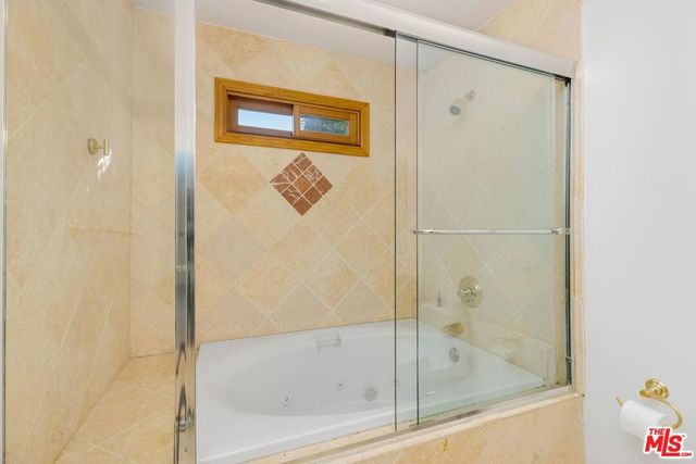 3724 Dixie Canyon Avenue, Sherman Oaks, CA 91423