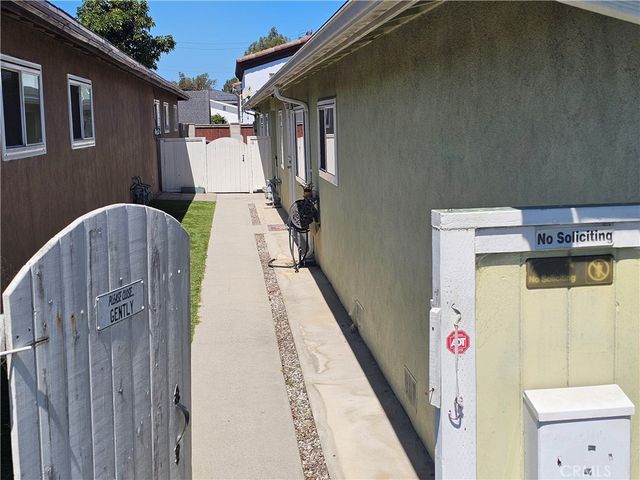 18527 Grevillea 2, Redondo Beach, CA 90278