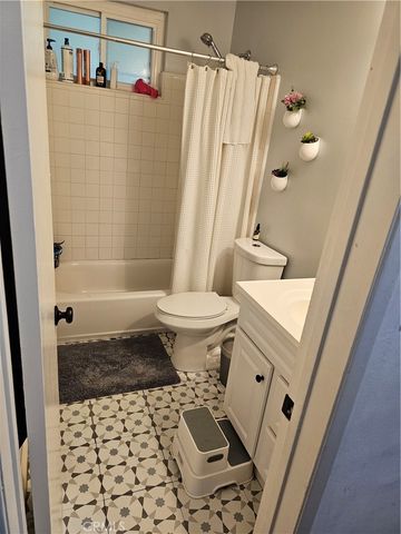 18527 Grevillea 2, Redondo Beach, CA 90278