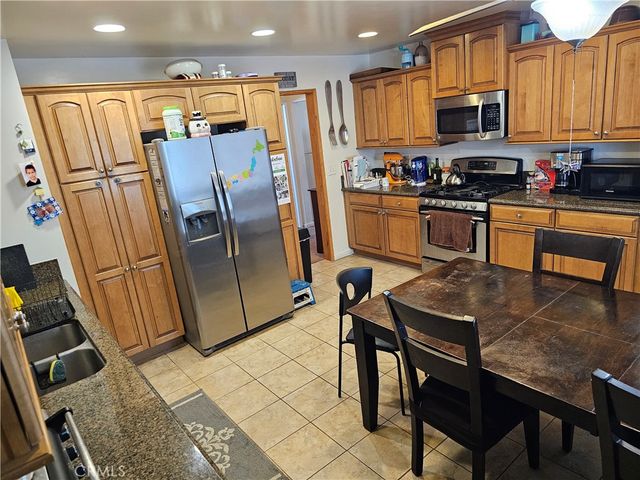 18527 Grevillea 2, Redondo Beach, CA 90278