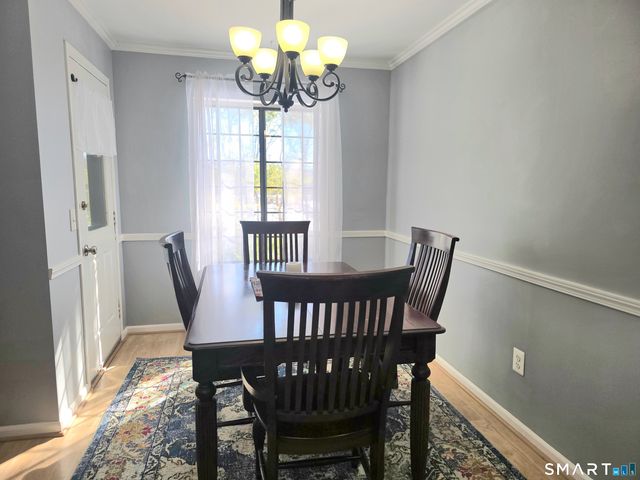 22 Essex Court 22, Brookfield, CT 06804