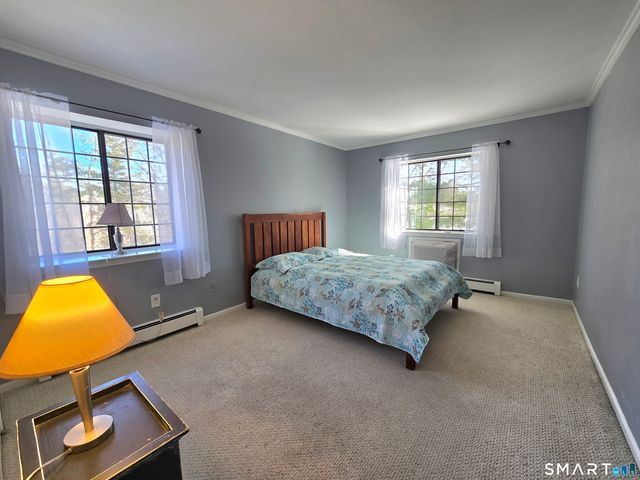 22 Essex Court 22, Brookfield, CT 06804