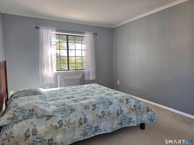 22 Essex Court 22, Brookfield, CT 06804