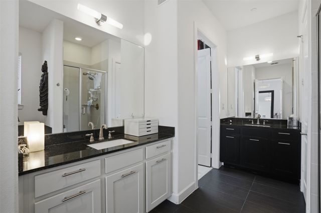 5005 Meridian Lane 1101, Addison, TX 75001