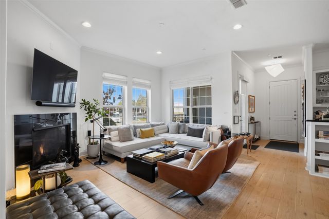 5005 Meridian Lane 1101, Addison, TX 75001