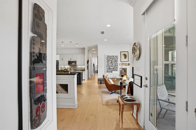 5005 Meridian Lane 1101, Addison, TX 75001