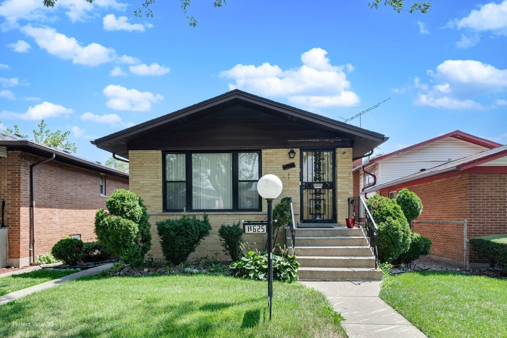 11625 S Laflin Street, Chicago, IL 60643