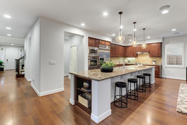 965 Browning Ln, Rocklin, CA 95765