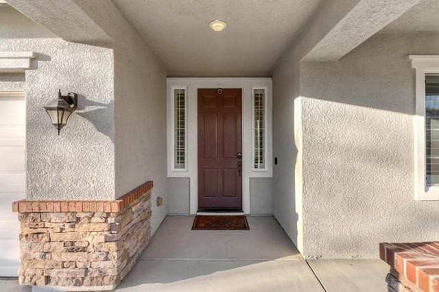 965 Browning Ln, Rocklin, CA 95765