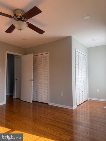 14533 RAVENSCAR CT, Centreville, VA 20121