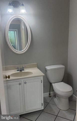 14533 RAVENSCAR CT, Centreville, VA 20121