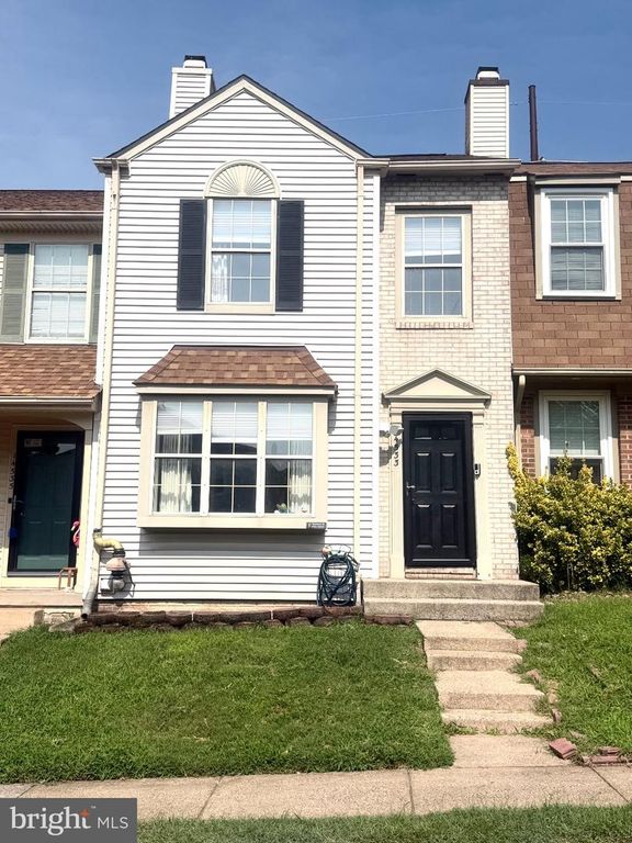 14533 RAVENSCAR CT, Centreville, VA 20121