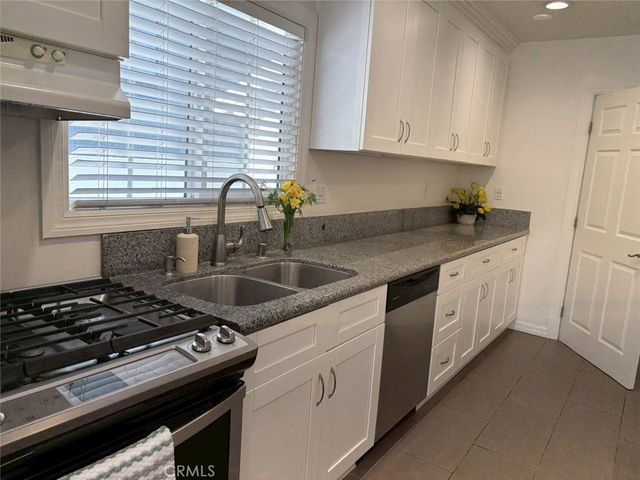 4563 4565 Lexington, Los Angeles, CA 90029