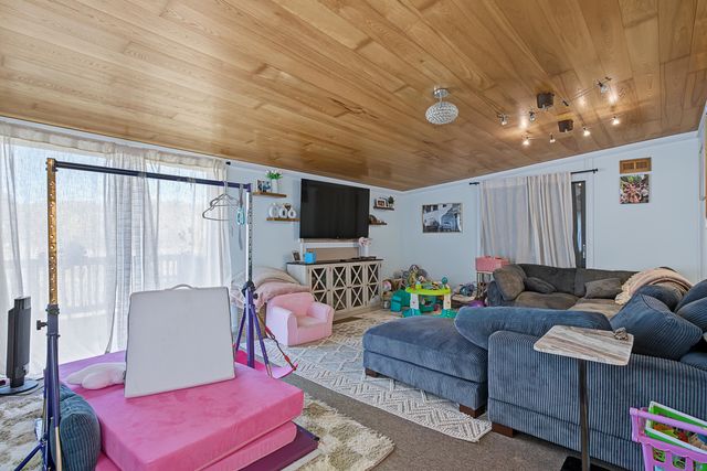 149 Union Road, Stratham, NH 03885