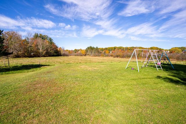 149 Union Road, Stratham, NH 03885