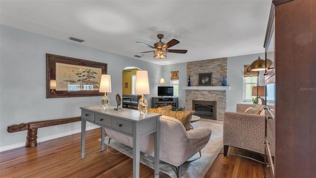 311 PUEBLO TRAIL, Lakeland, FL 33803