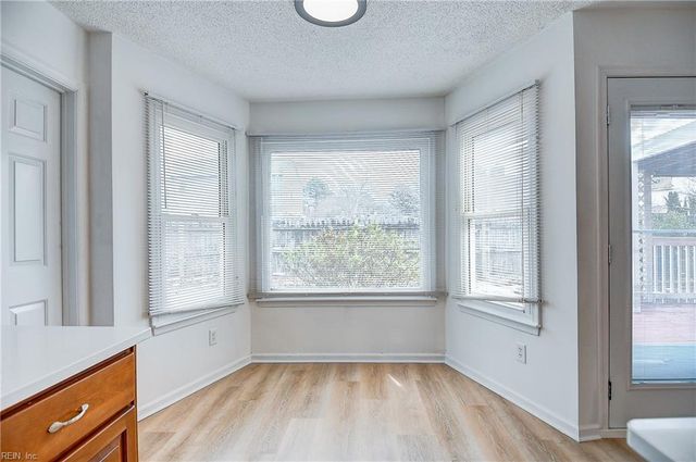 1207 Brookside LNDG, Chesapeake, VA 23320